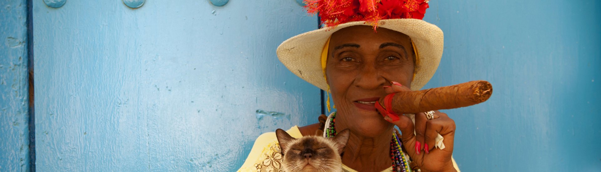 cuba lady cat